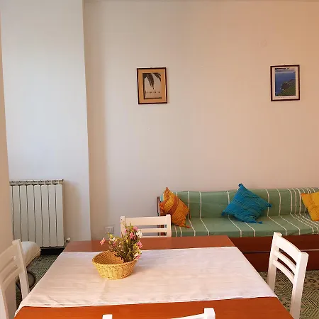 Lorenzo's Charming Flat Apartment Monterosso al Mare